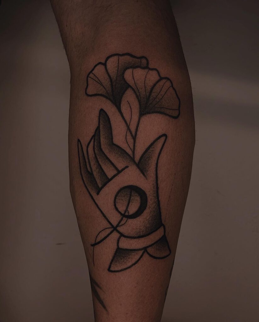 illustrativo black work mano